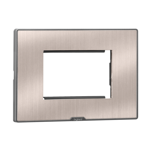 Legrand Nextgen Myrius Plate 3Module - Pearl Champagne (679563)