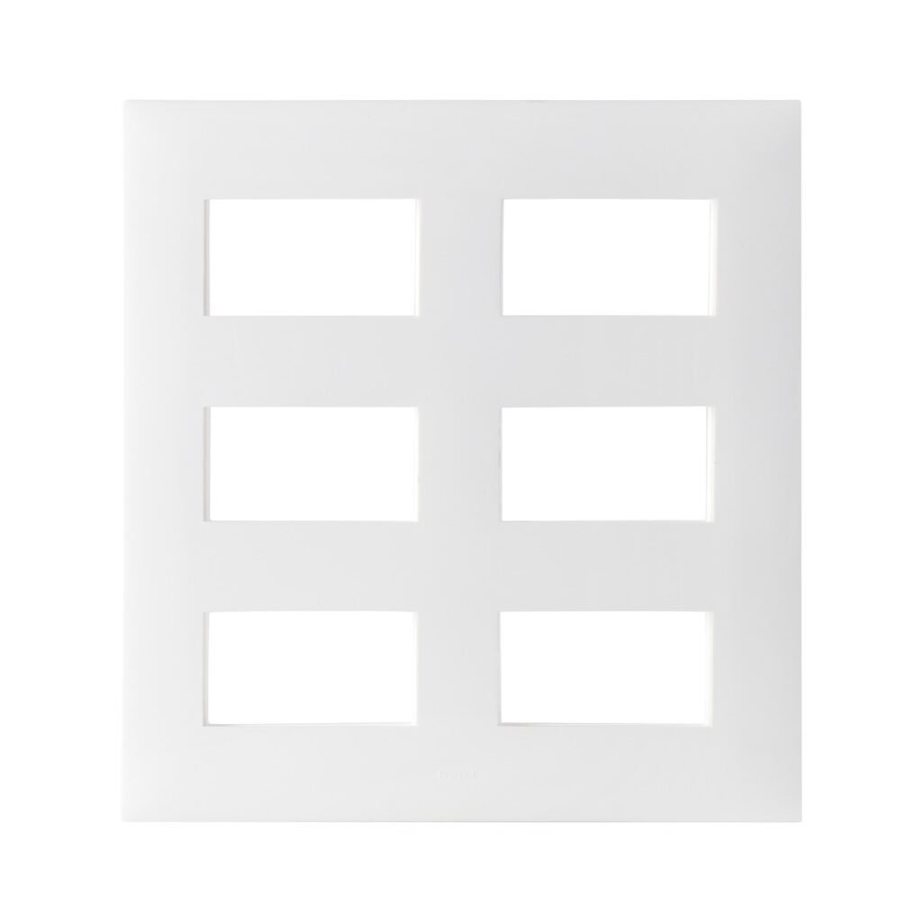 Legrand Mylinc Plate 18Module 675578